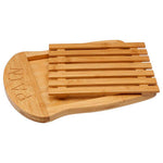 Bordo di pane a fette di bambu